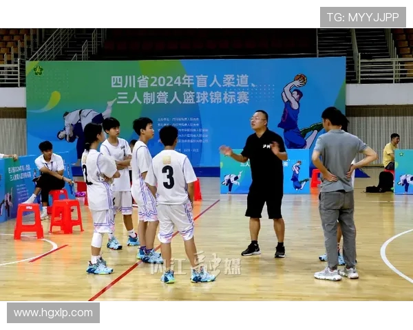 杭州篮球队配合默契再创新高引领全国篮球新风潮 杭州篮球队配合默契再创新高引领全国篮球新风潮