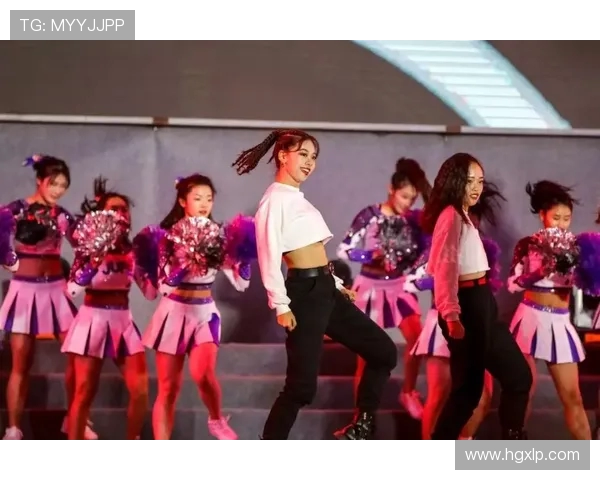 深圳城市马拉松街舞队灵活性表现精彩点评与赛事回顾 深圳城市马拉松街舞队灵活性表现精彩点评与赛事回顾