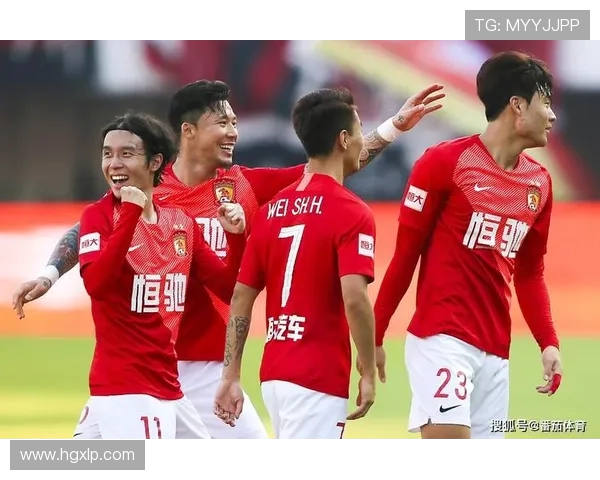 深圳与广州足球队对决赛后分析与经验总结 深圳与广州足球队对决赛后分析与经验总结