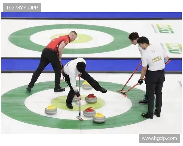 冰壶世锦赛精彩对决中国队迎战美国队全力争胜展现实力与团队合作精神 冰壶世锦赛精彩对决中国队迎战美国队全力争胜展现实力与团队合作精神