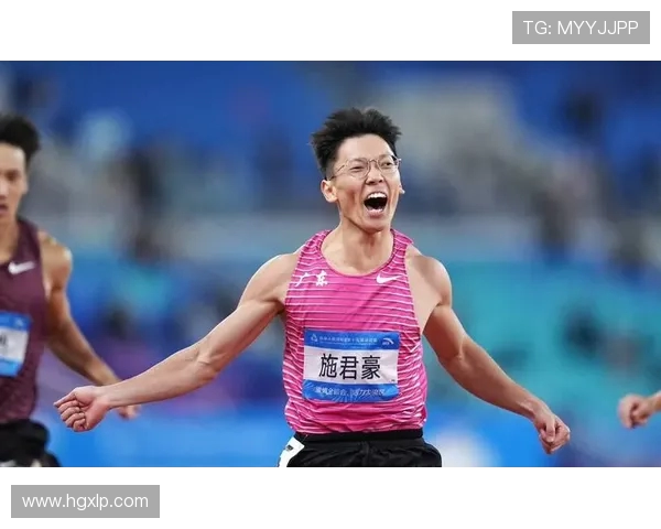 张骋宇的成长之路：从学子到行业领军人物的奋斗故事