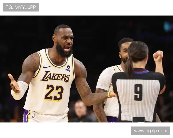 湖人队与快船队激战正酣精彩直播全程回顾与分析