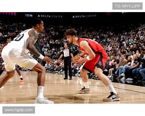 火箭队与灰熊队季前赛精彩录相回顾与分析