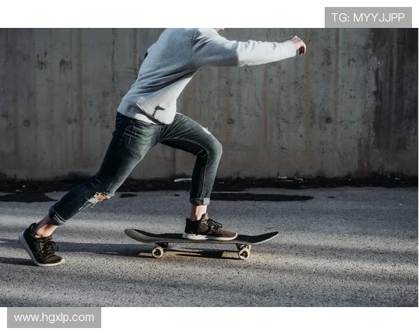 南京滑板队的崛起与挑战揭秘滑板文化的热潮与未来发展 南京滑板队的崛起与挑战揭秘滑板文化的热潮与未来发展